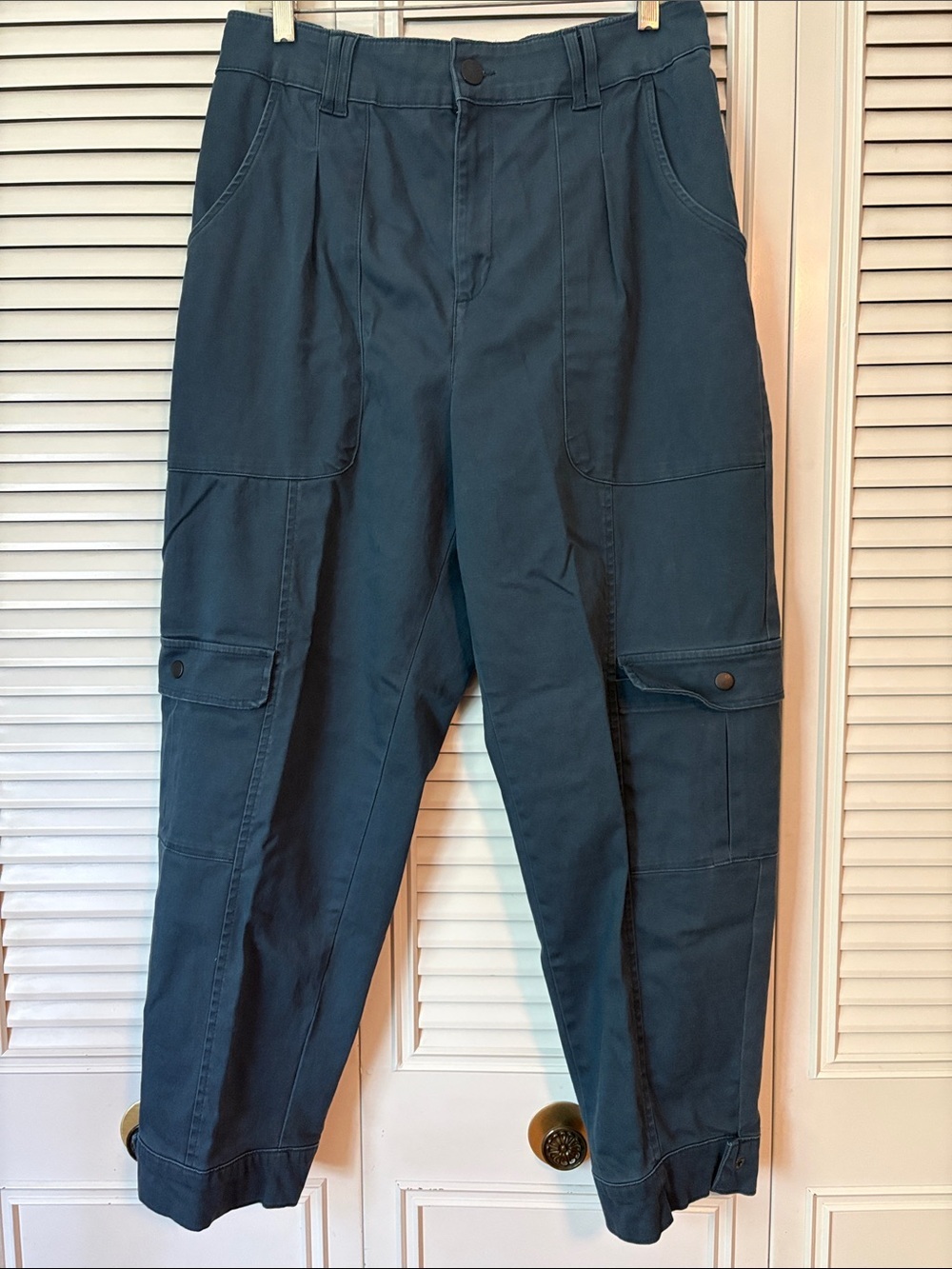 Knox Rose Navy Ankle Cargo Pants Size M - Picture 3 of 11